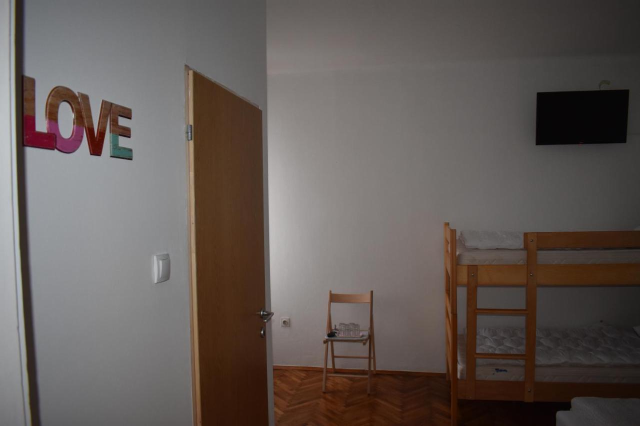 De Lux Apartment & Rooms Emilia Banja Luka Exterior foto